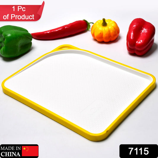 7115 Premium Sturdy PP Chopping Board DeoDap